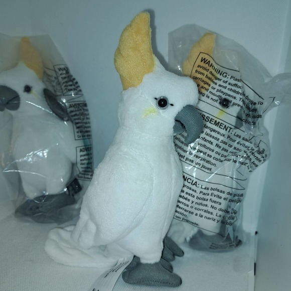 NIB- 3 FAO SCHWARZ NEW 8.5 inch Toy Plush Cockatiels - THREE Included! - Picture 6 of 7